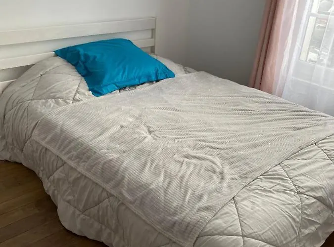 Bel Appartement Chez Particulier Calme Et Piscine